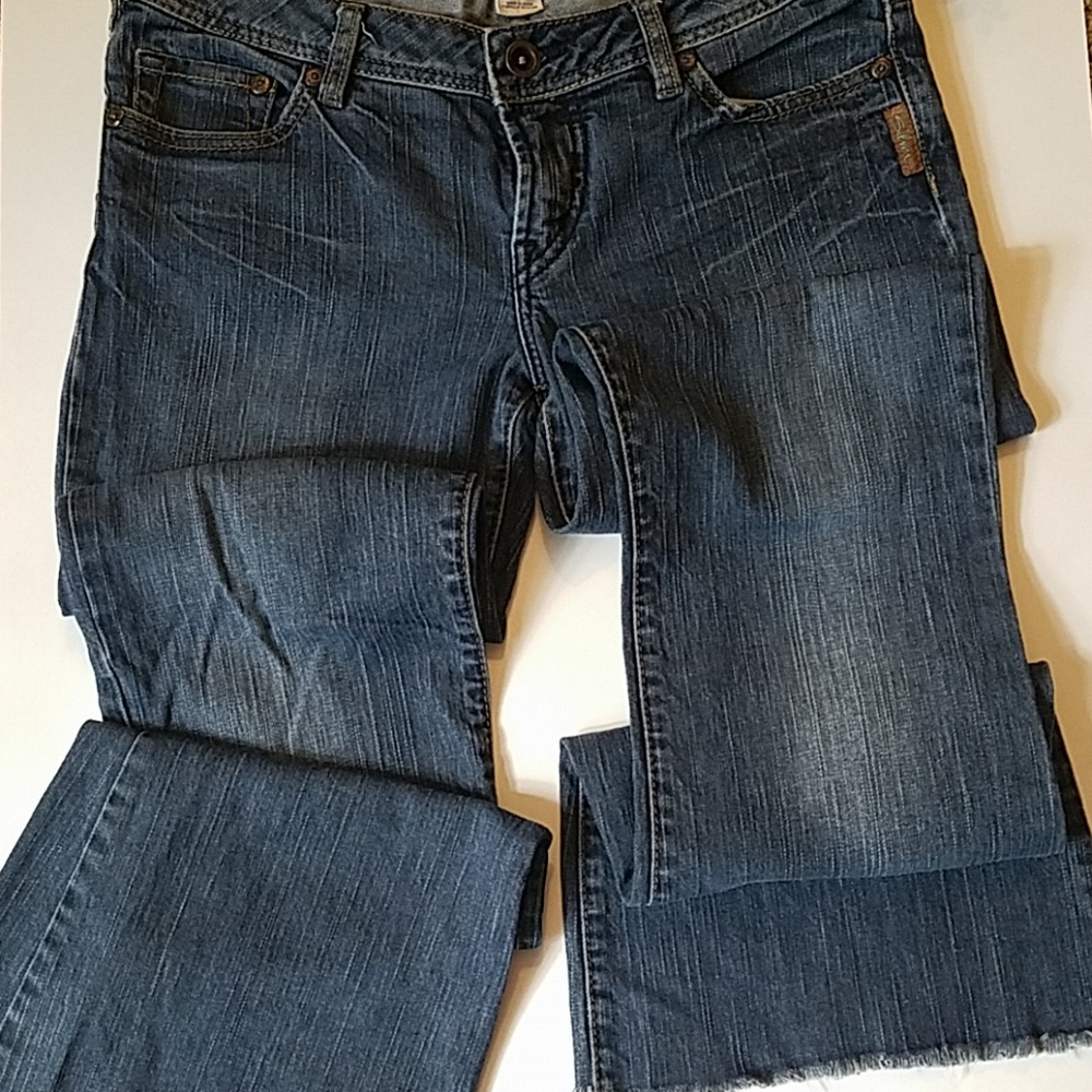 Silver Jeans - Picture 2 of 7